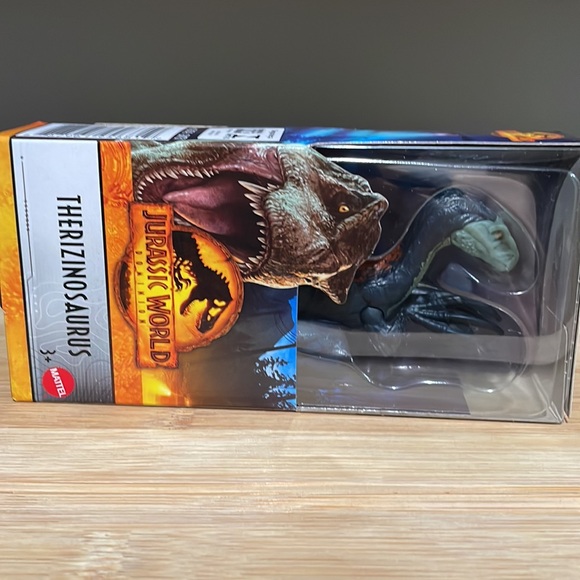 Jurassic World Dominion Dino Rivals Figures - Picture 9 of 12